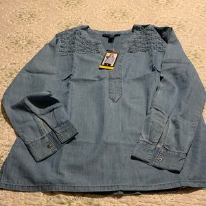 Bandolino Denim Women’s Blouse size Medium